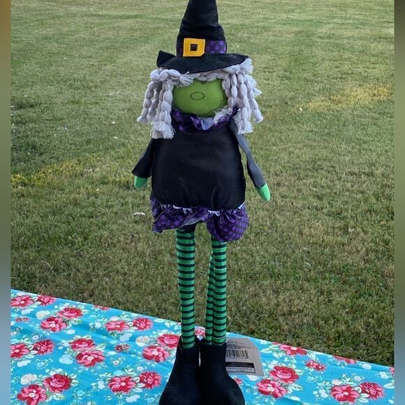 🧙‍♀️ New Greenbrier International Halloween Standing Witch, 20” Tall - Picture 7 of 9